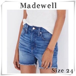 Madewell High Rise Raw Hem Denim Shorts in Medium Washed